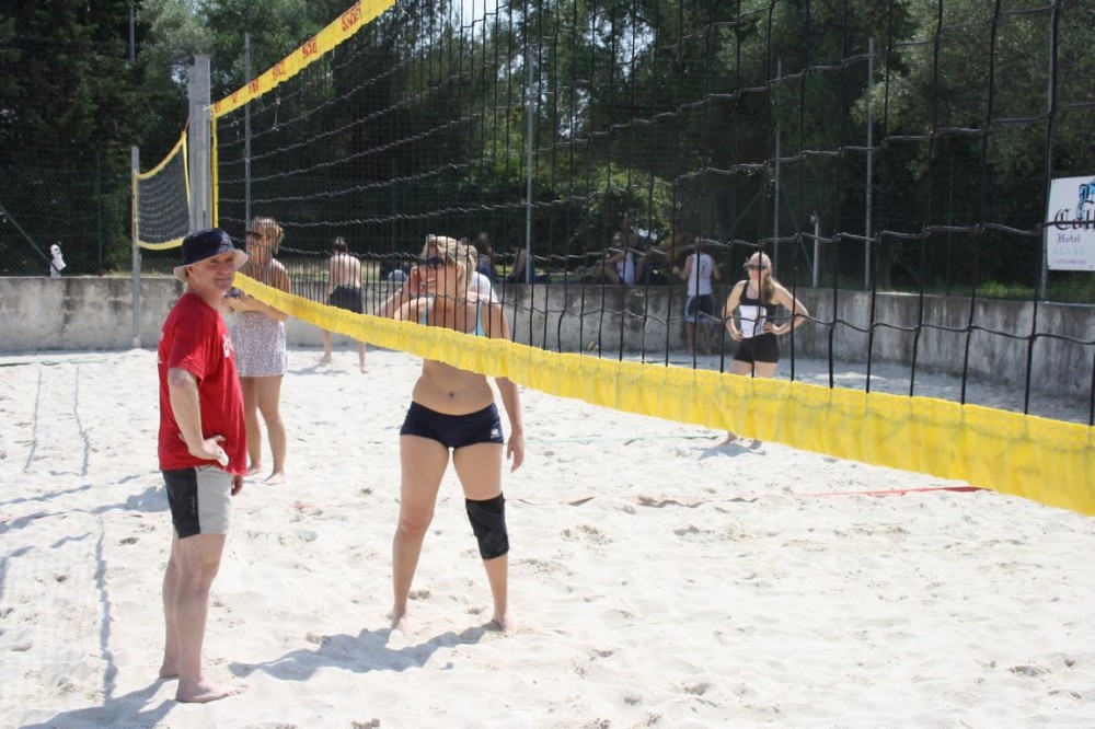 gal/saison 2010-2011/tournoi_beach_loisirs/IMG_2872.JPG